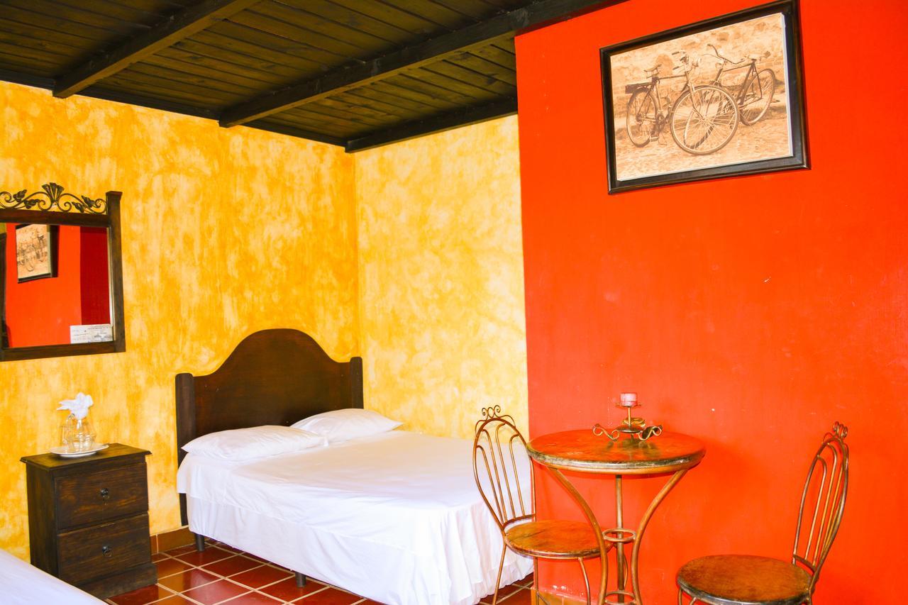 Hotel Don Pedro Antigua Room photo