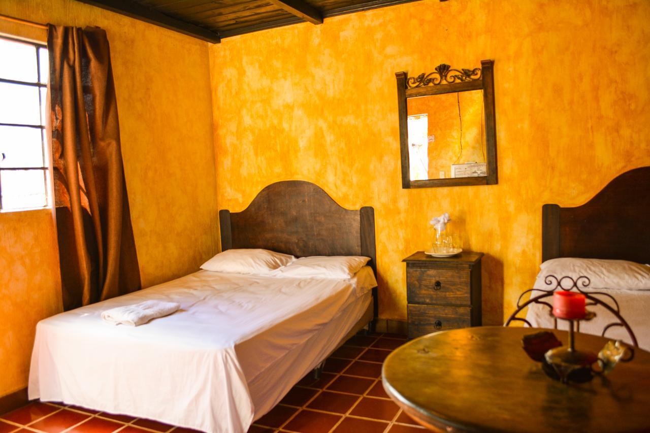Hotel Don Pedro Antigua Room photo