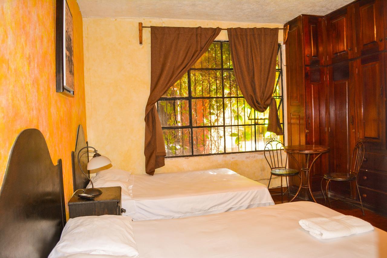 Hotel Don Pedro Antigua Room photo