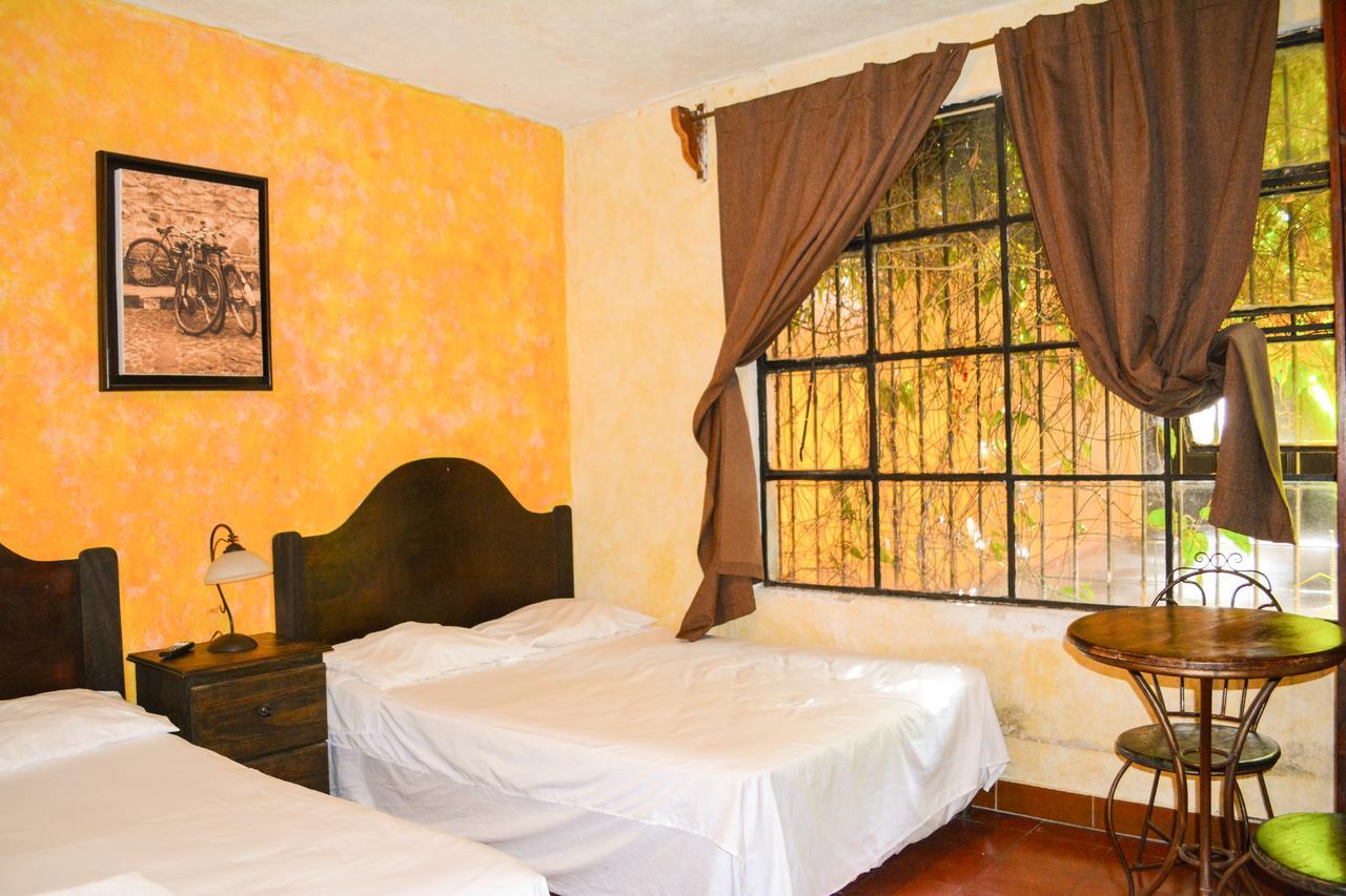 Hotel Don Pedro Antigua Exterior photo